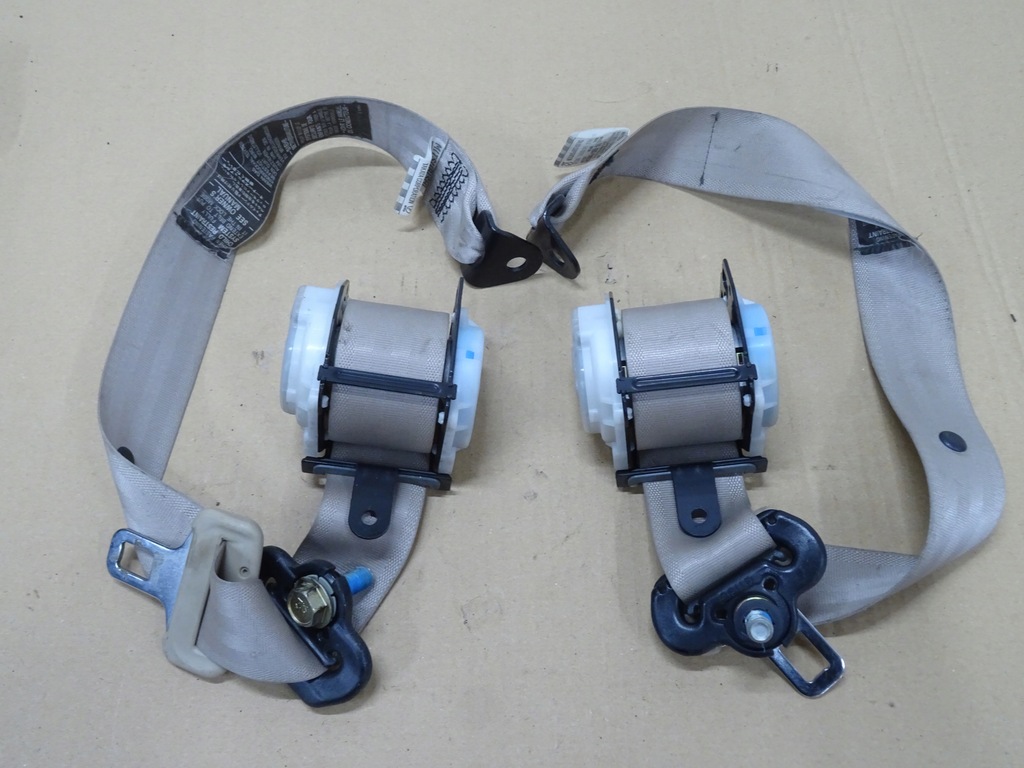 фото №1, Pajero iii pas ремни правый задняя задний 2-rząd