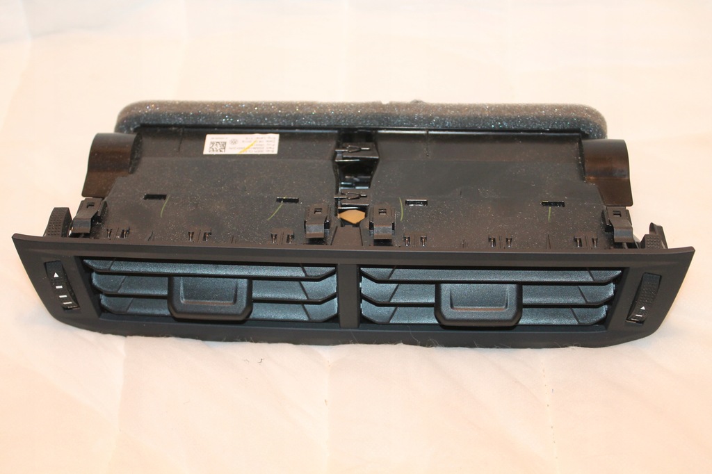 фото №1, Впуск выход воздуха решётка vw t-cross t-roc