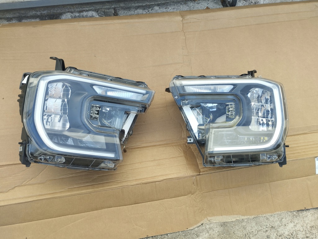 фото №1, Ford ranger vi 23- full led лампа правая левая передняя