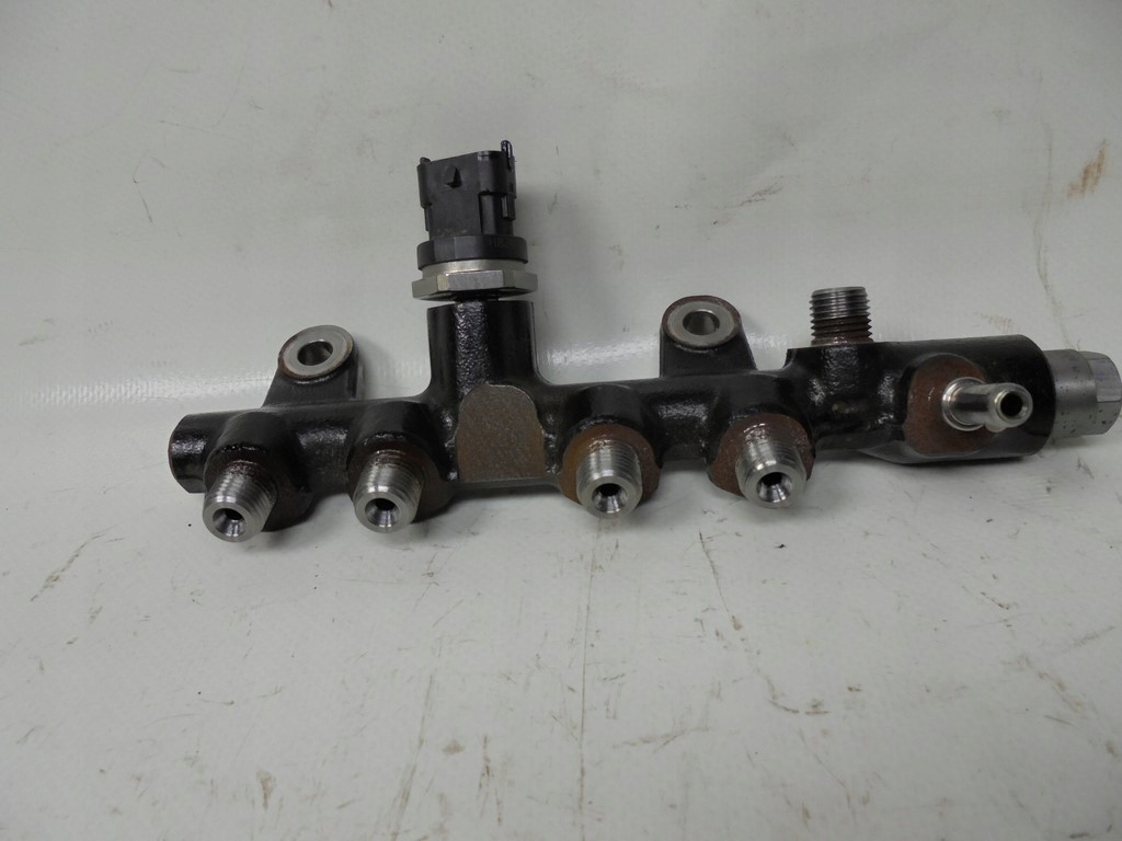 фото №1, Молдинг упорскування датчик renault clio v 1.5 blue dci 20r 175213274r