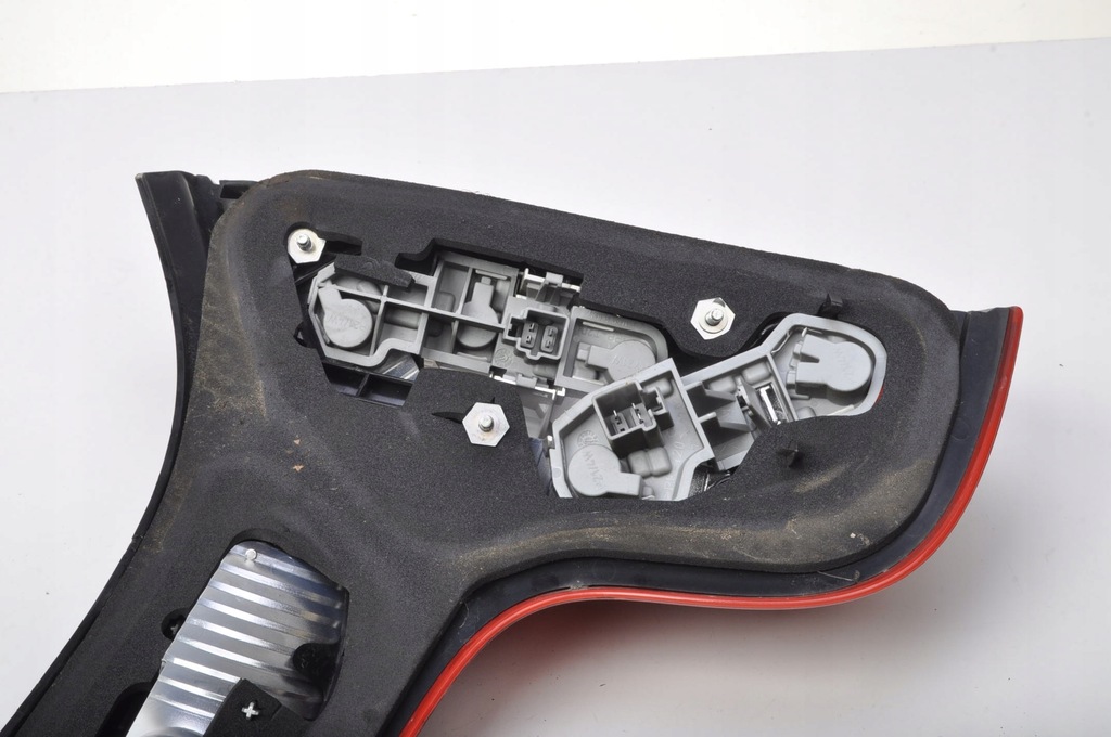 фото №9, Volvo c30 лампа права задня правий задня