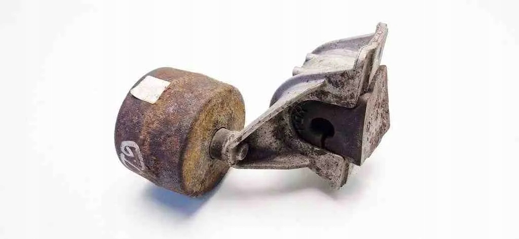 фото №10, Задние правое кронштейн стабилизатора bmw 7 f01, f02 6799246 2.98l 2012