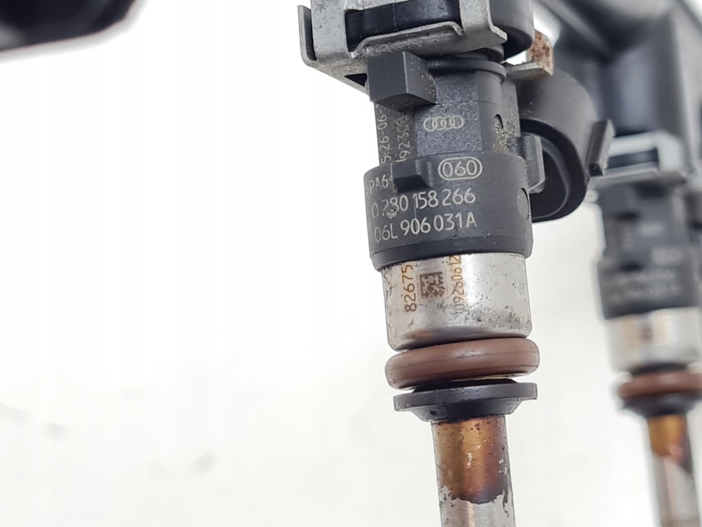 фото №10, 2013 audi a5 sportback 8ta форсунки / комплект 06l906031a