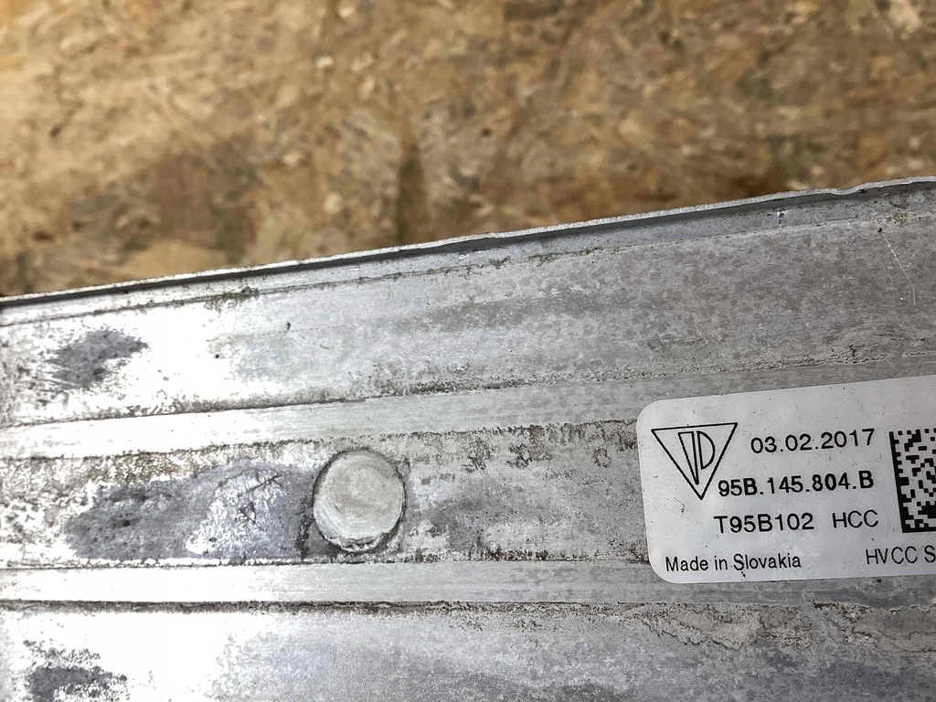 фото №8, Porsche macan інтеркулер правий 95b145804b