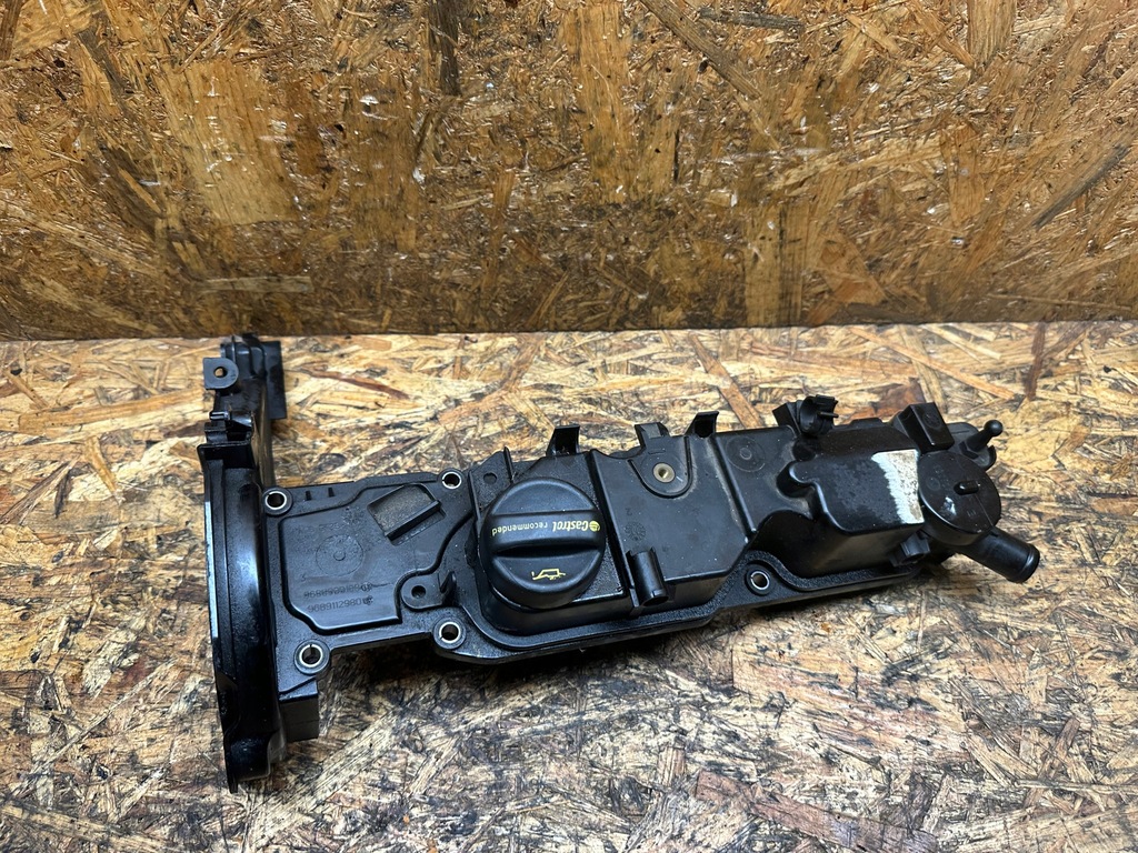 фото №1, Крышка клапанов peugeot citroen ford 1.6 tdci