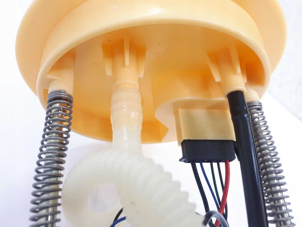 фото №11, Pierburg 7.07795.36.0 модуль питающий w топливо