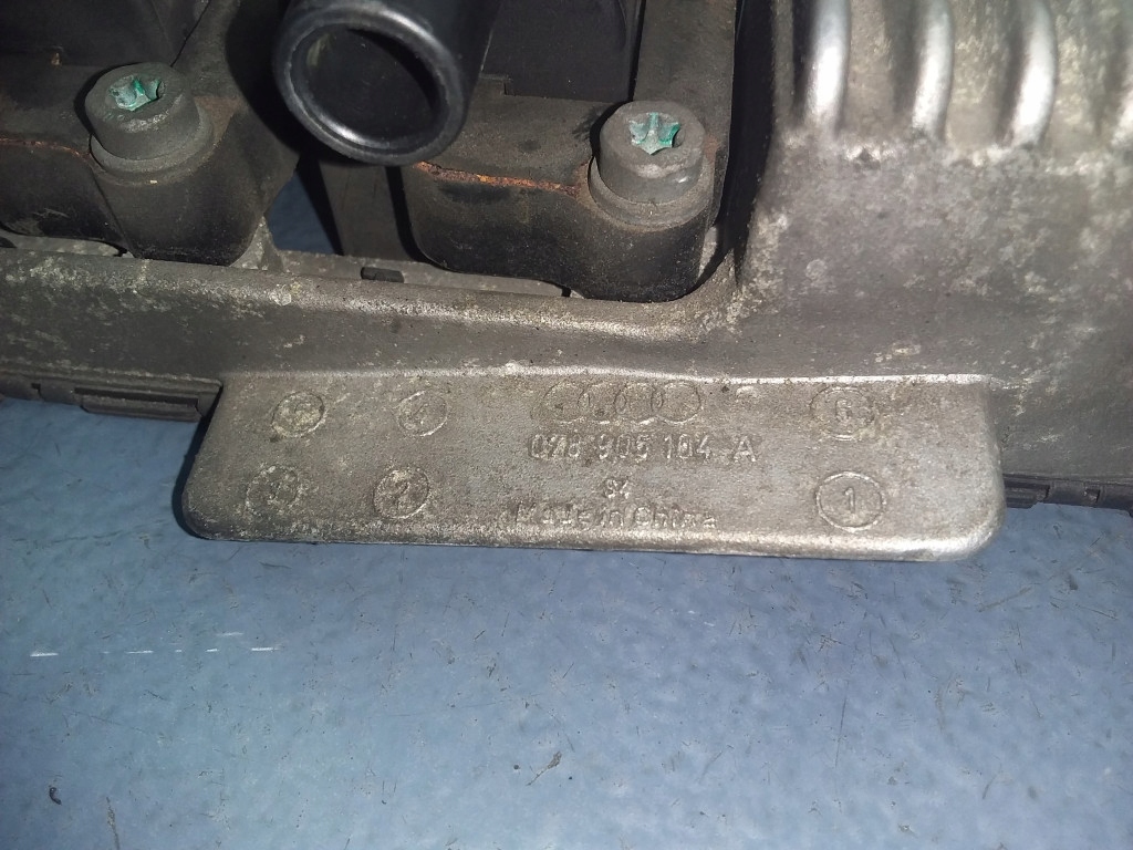 фото №6, Audi a6 c5 2.4b v6 катушка зажигания 078905104a