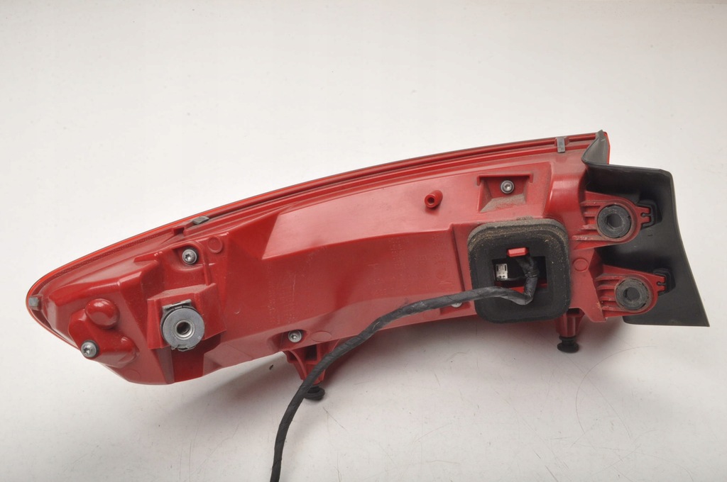 фото №9, Porsche macan лампа правая задняя правый задняя 95b945096m anglik