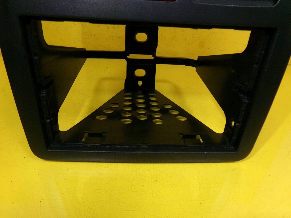 фото №5, Рамка радіо решітка обдув volkswagen polo iii 6n 2001 6n0858069 nr87