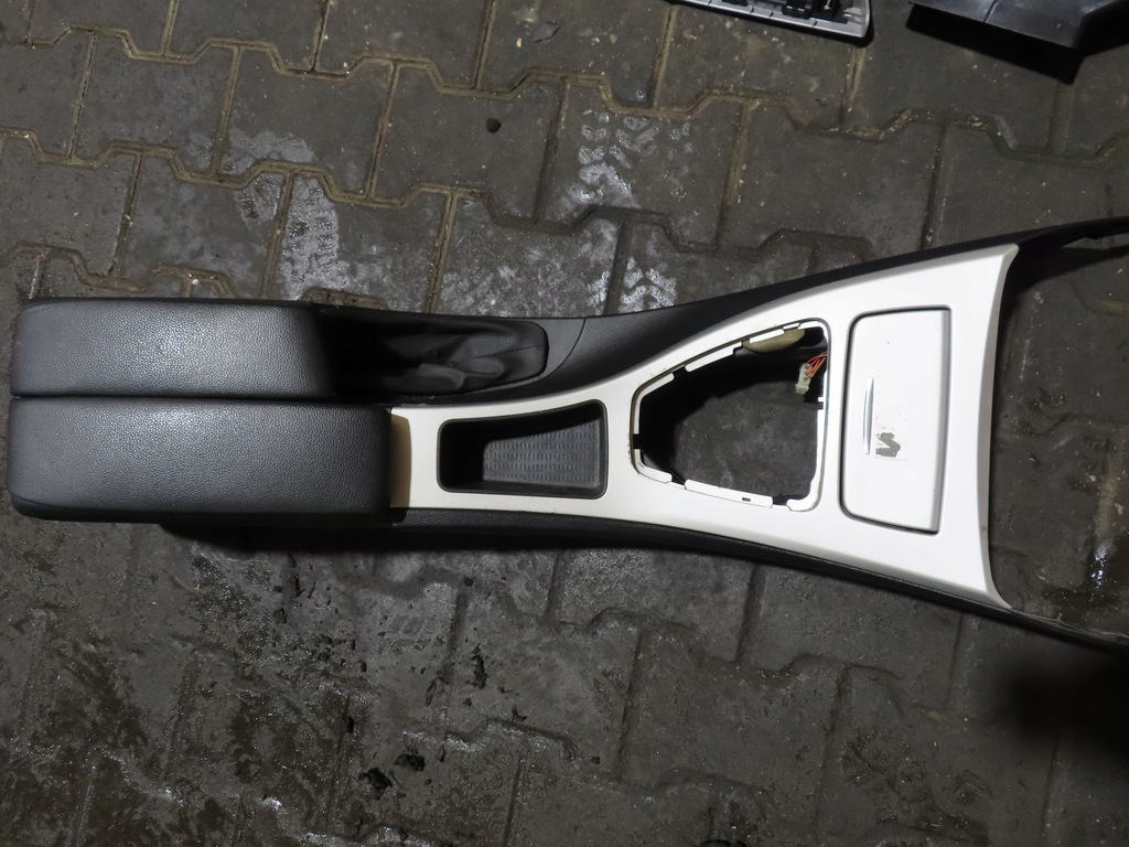 фото №1, Bmw e91 fl туннель средний