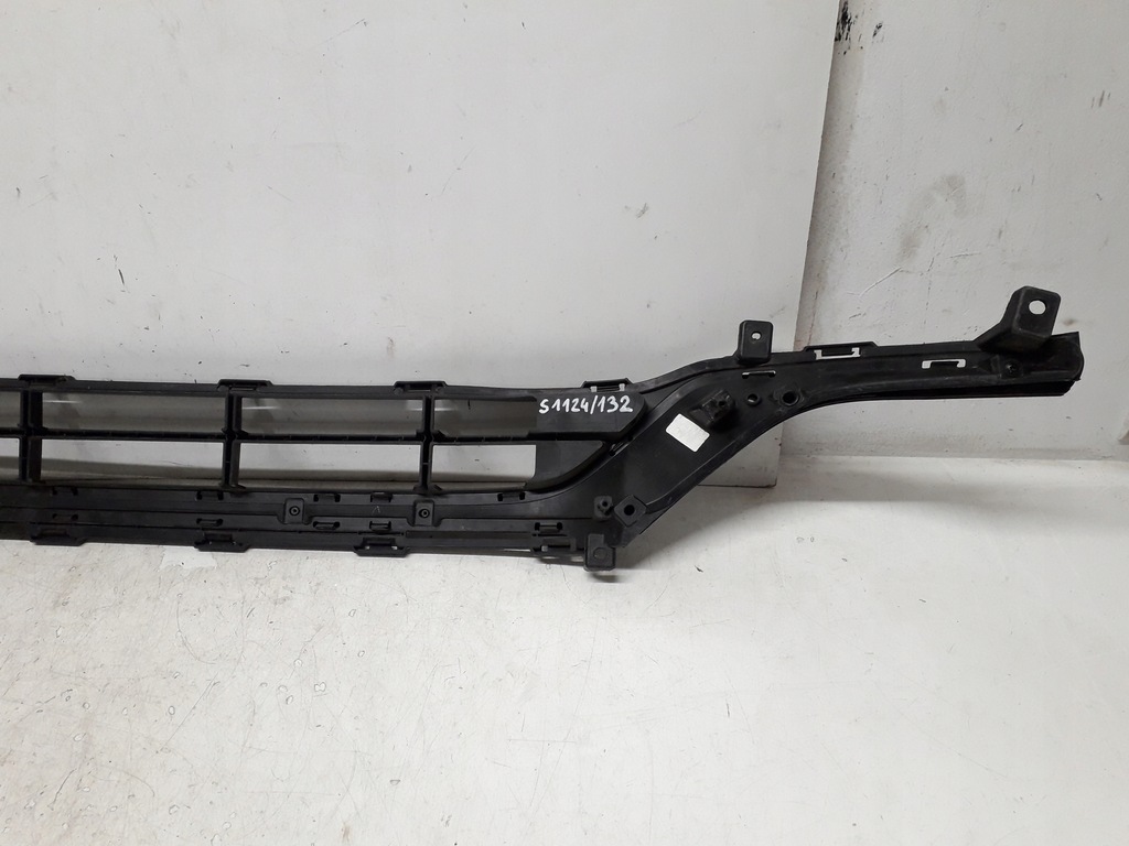 фото №7, Kia venga lift 14- решётка средняя бампера передний 86561-1p500