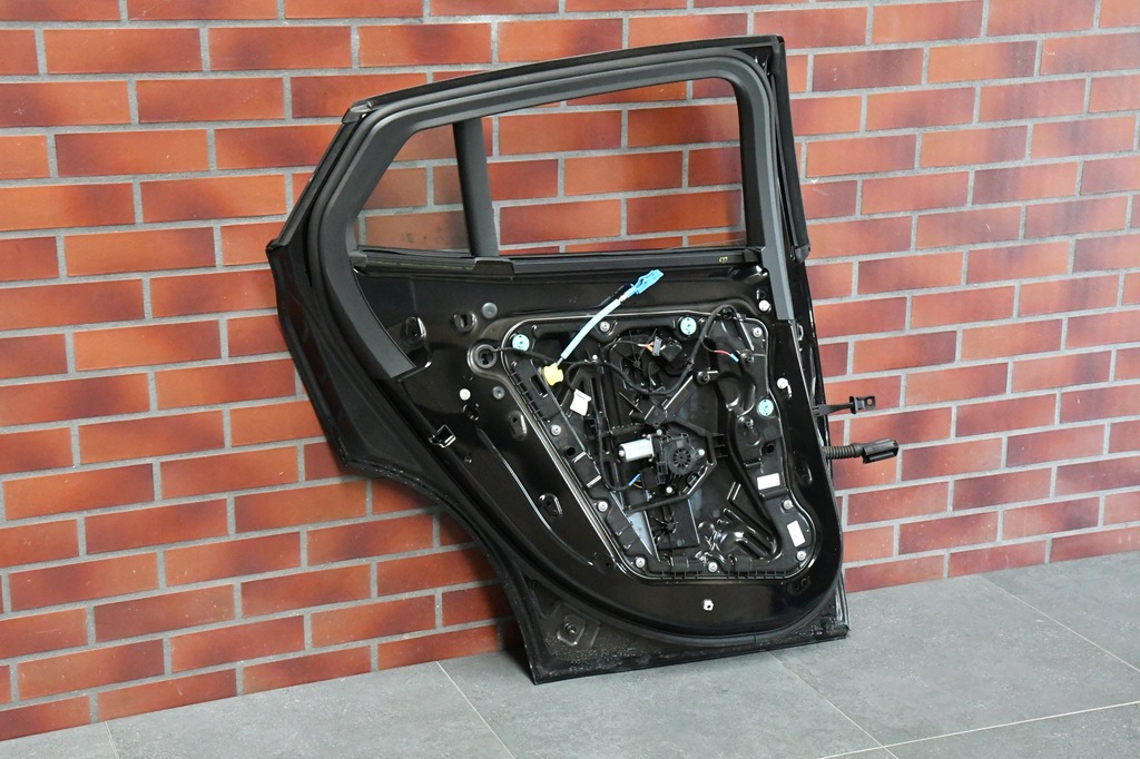 фото №8, Дверь левая задняя задние bmw x2 u10 475 black sapphire металлик