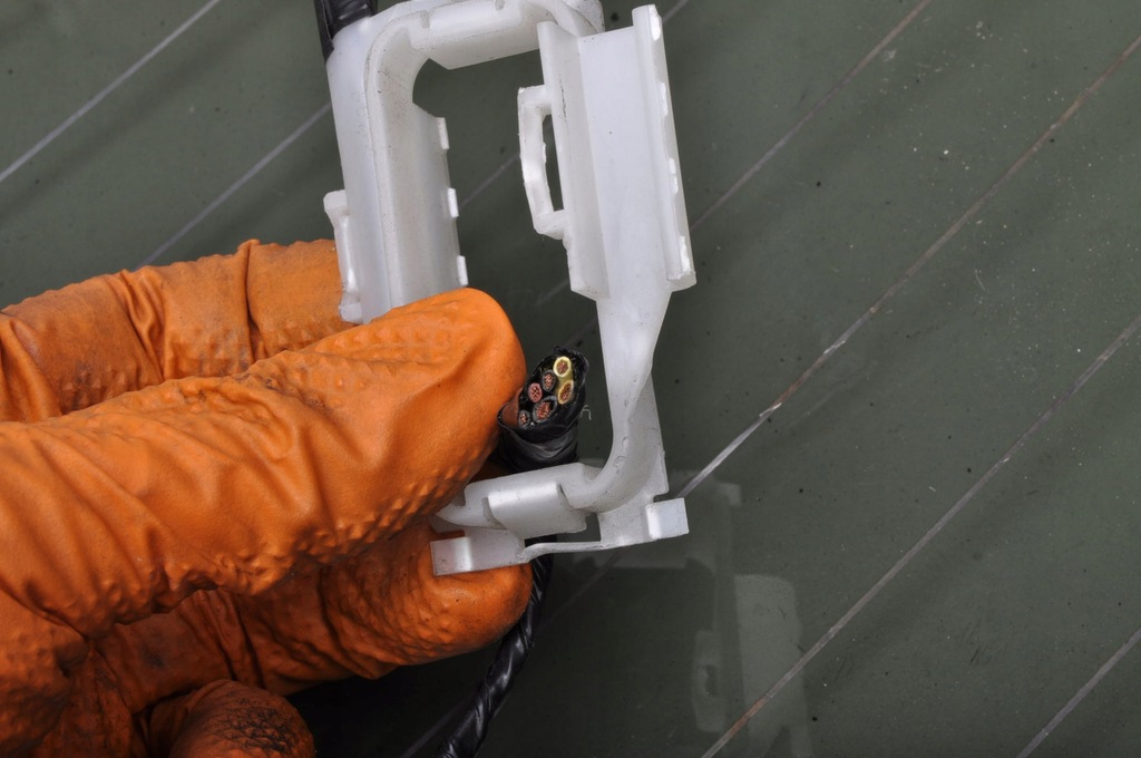 фото №15, Nissan pathfinder iii r51 скло задня задня кришки