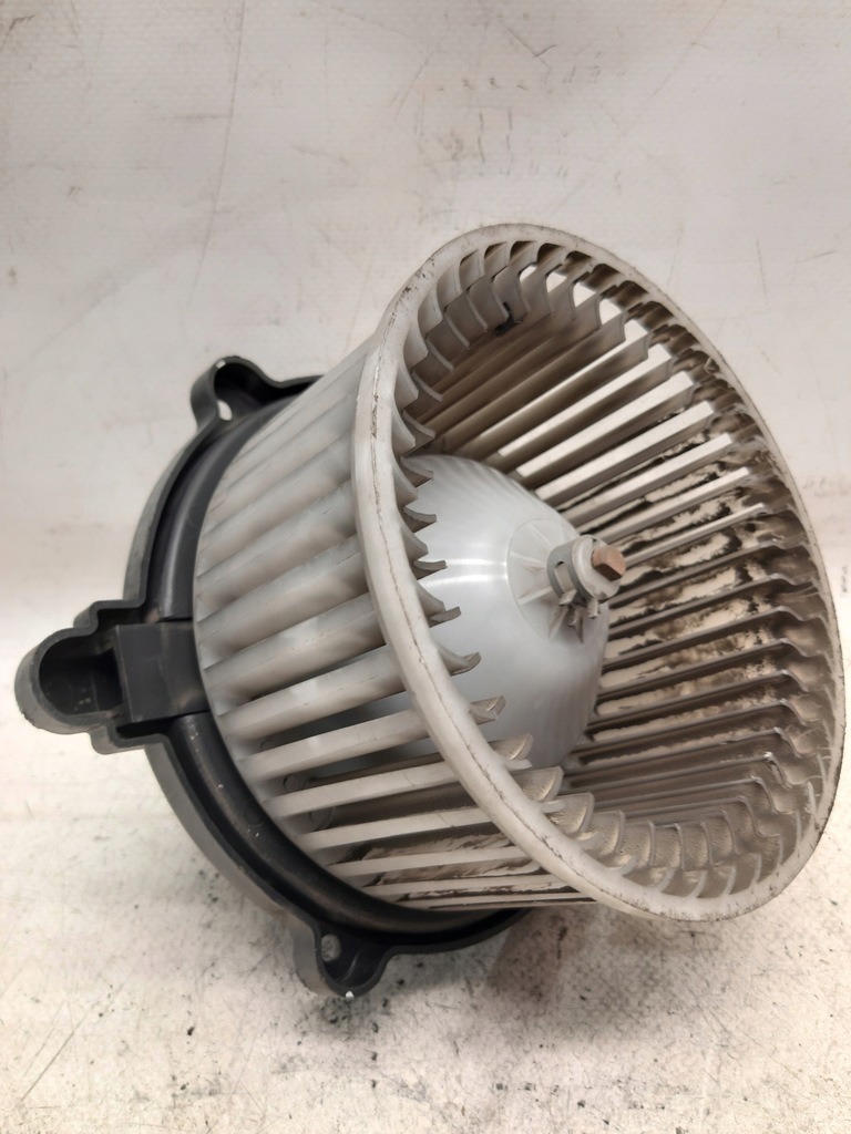 фото №6, Воздуходувка вентилятор обдув задняя kia carnival i 1