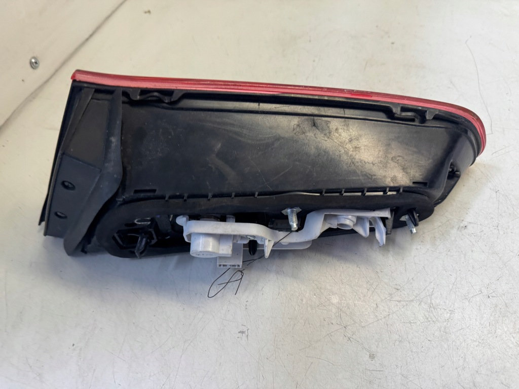 фото №13, Alfa romeo giulietta лампа лівий задня w кришка 50513401