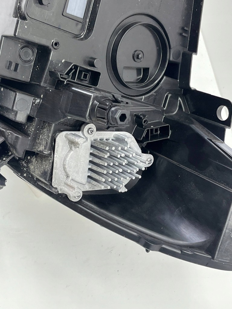 фото №8, Opel grandland x 2022 перед сторона правая лампа передняя