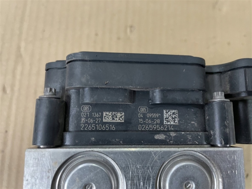 Насос блок керування abs esp 2.2 hdi euro 5 14-16r citroen jumper 3 iii рестайлінг Недорого