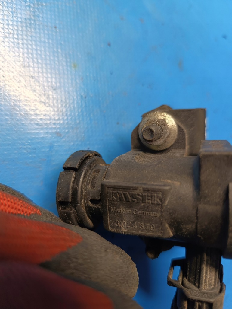 фото №3, Клапан вакууму mazda bt50 ford ranger iii 2.5 tdci