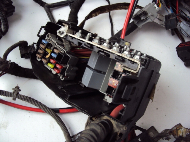 фото №4, Электропроводка отсек двигателя volvo xc60 i 2.4 d5 08-