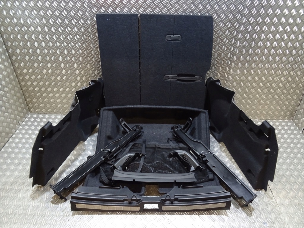 Купити Volvo c40 елементи багажника комплект обшивки захист заглушки