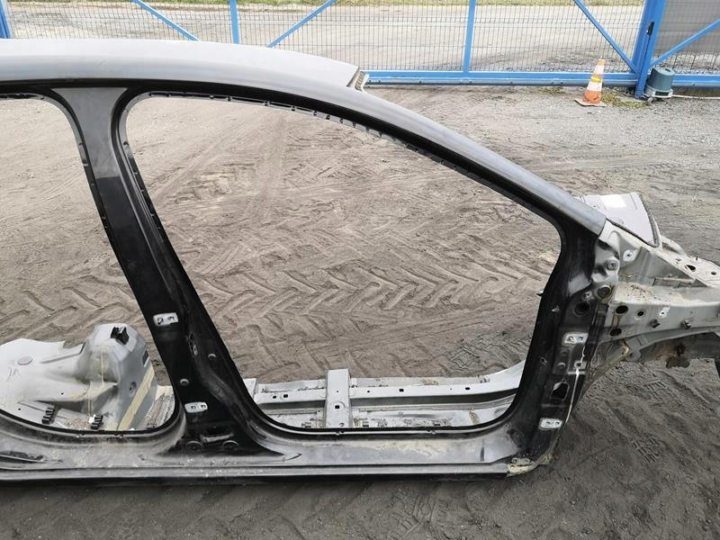 фото №4, Четверть блок двигателя правый перед середина порог renault clio iv хэтчбек