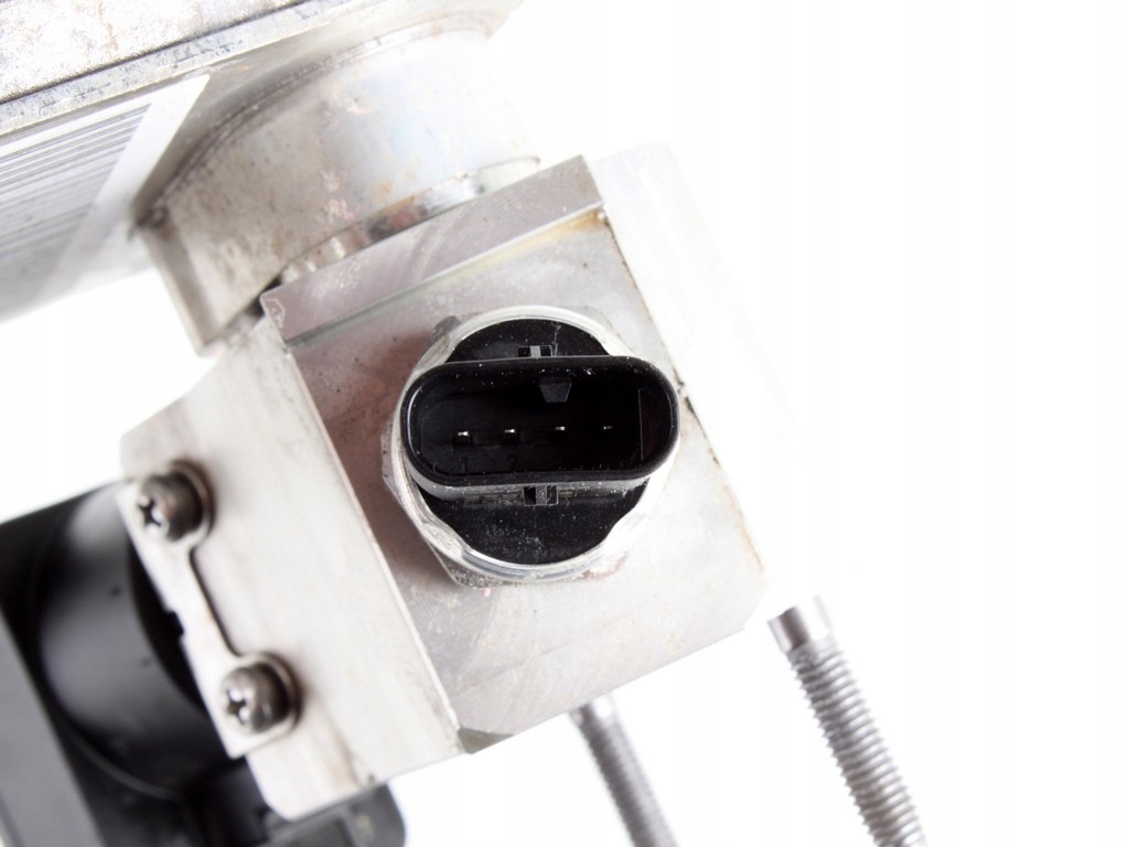 фото №9, Радиатор электроклапан кондиционера mercedes-benz eqc n293 19-24 r. 400e