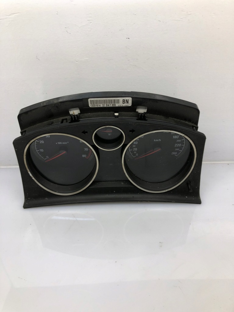 фото №1, Лічильник приладова панель 13251614 opel