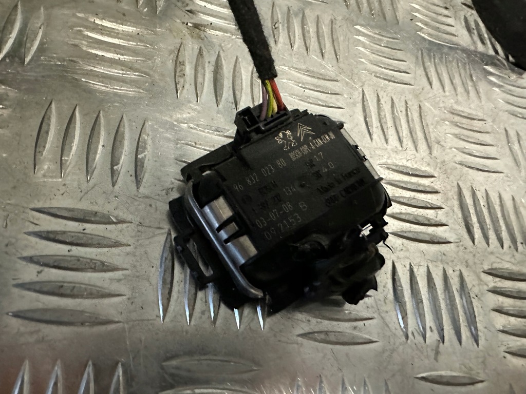 фото №4, Peugeot 308 t7 дзеркало внутрішнє датчик