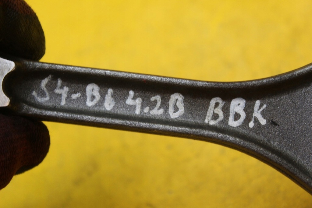 фото №9, Шатун шату́н s4 a4 b6 4.2 b bbk 079d