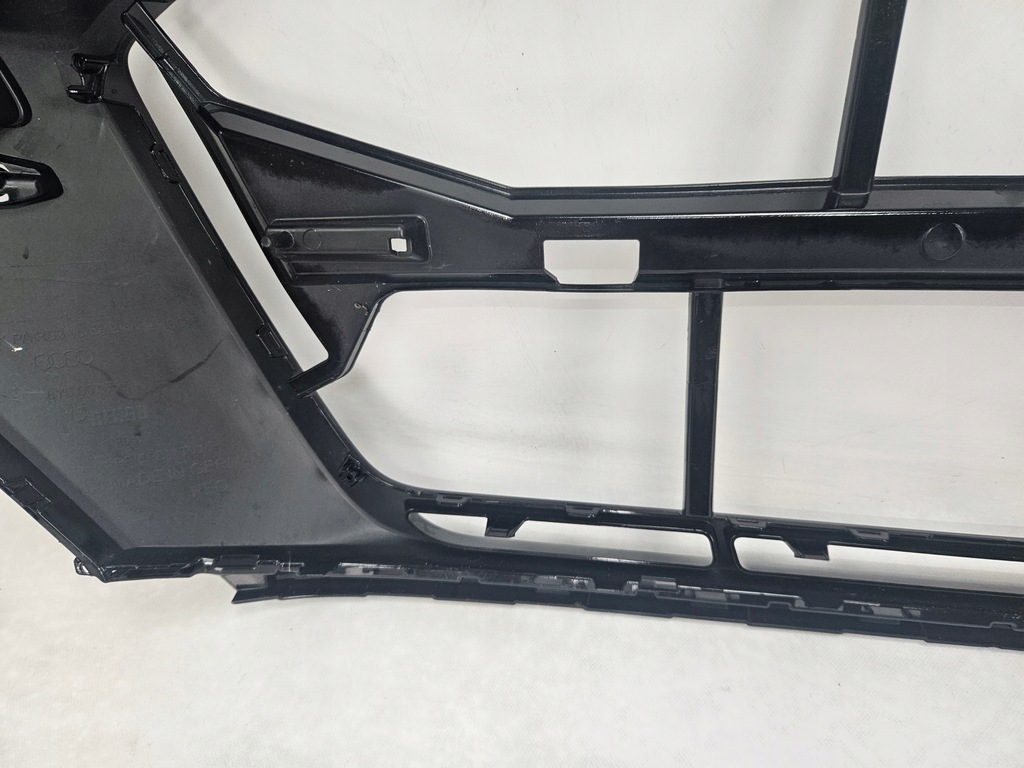 фото №16, Audi rs3 iv lift 2024 - молдинг рамка решётка бампера перед 8y0807725a