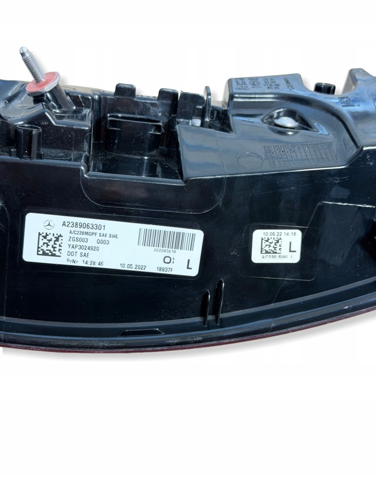 Mercedes w238 e klasa рестайлінг  фара задня ліва америка a2389063301 Оригінал