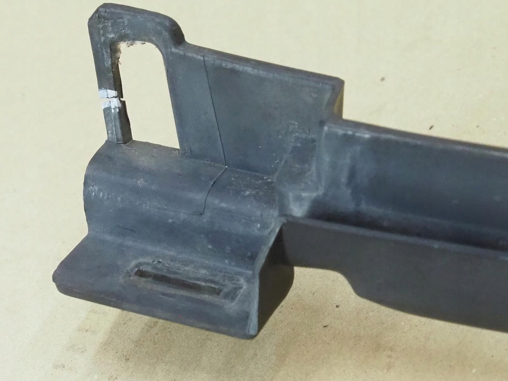 фото №12, Hyundai h-1 h200 starex 97- решётка радиатора эмблема