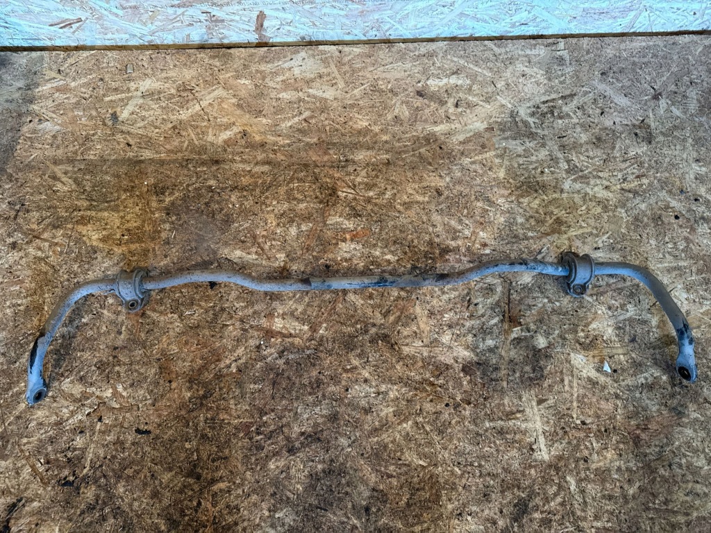 фото №1, Alfa romeo 159 2007 з задній задній стабілізатор / тяга