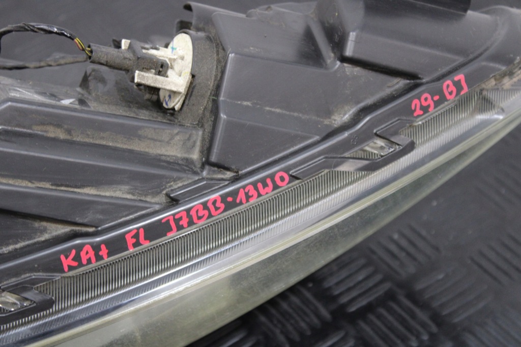 Фара правий перед передня j7bb-13w029-bj ford ka+ ka + active рестайлінг Недорого