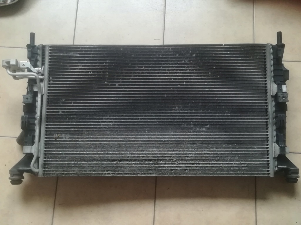 фото №1, Volvo v50 s40 c30 радіатор кондиціонера