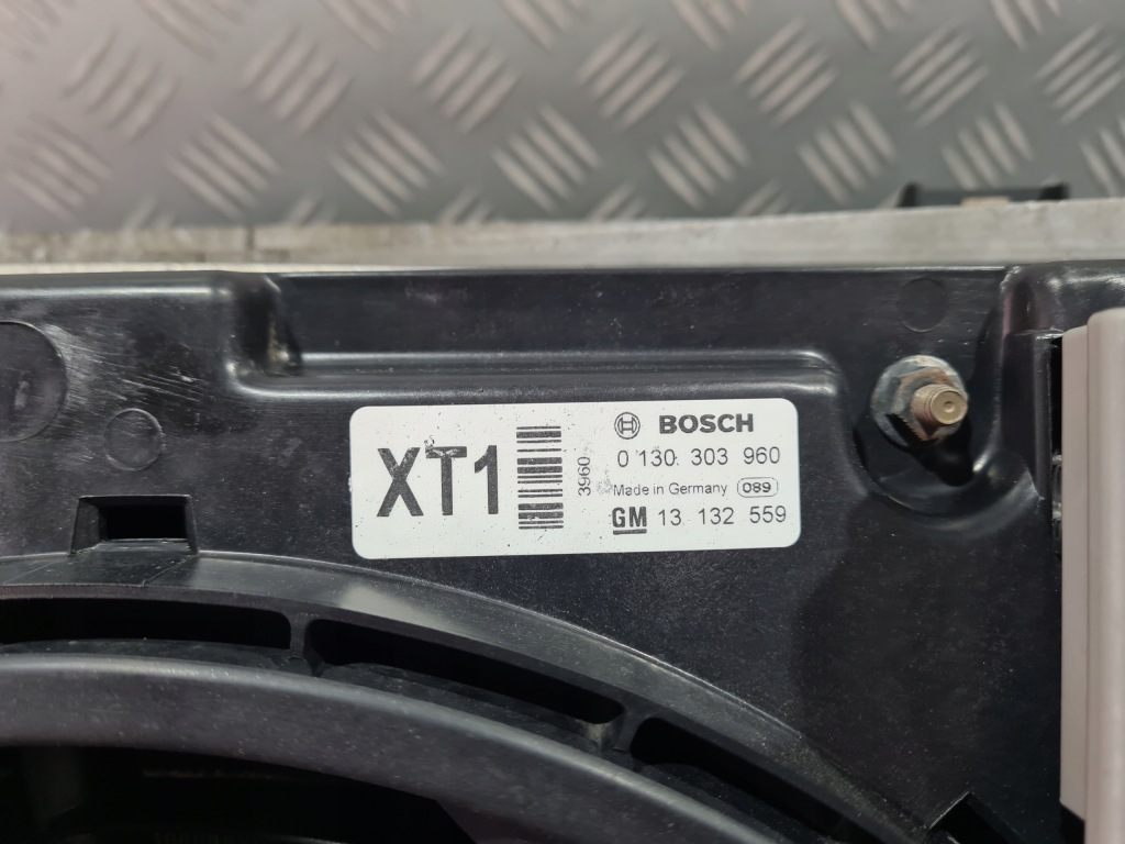 Радиатор воды интеркулер вентилятор astra h zafira b 2.0 turbo Недорого