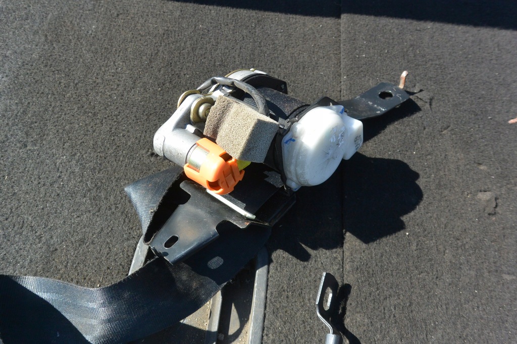 фото №12, Nissan maxima a33 pas безопасности перед kpl