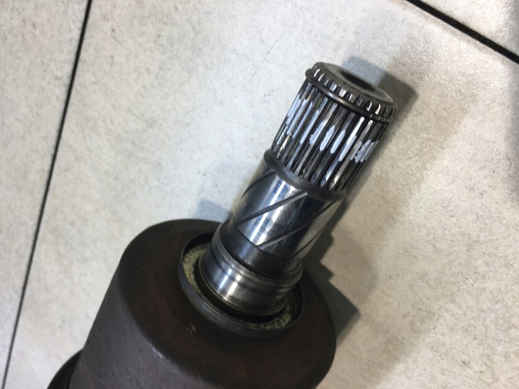 фото №7, Приводной вал левый перед ford maverick ii 2.0