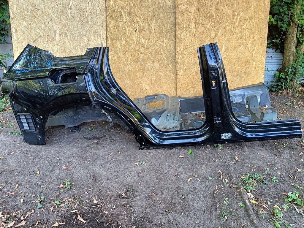 фото №1, Vw touareg iii 760 четверть задняя правая задняя порог крыло блок двигателя 4m