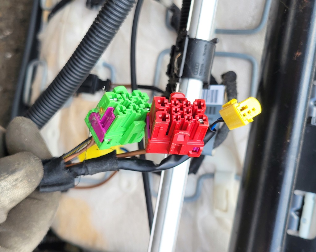 Сиденье левый перед водителя подогреваемый подушка безопасности audi a4 b7 8e оригинальный номер европа  кожа Недорого