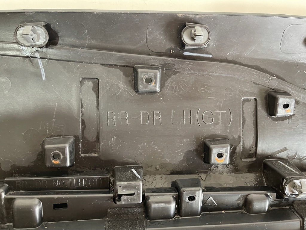 фото №13, Kia sportage v молдинг дверь левый задняя 87733-r2300