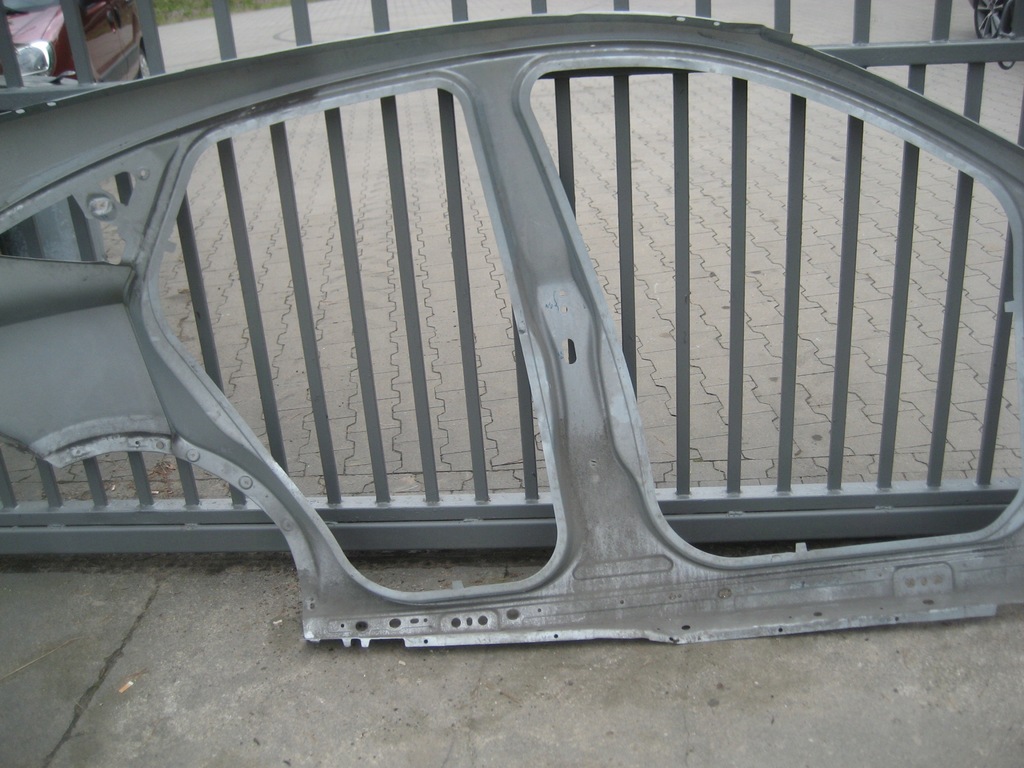 фото №6, Jaguar e pace x540 крыло задняя левый порог