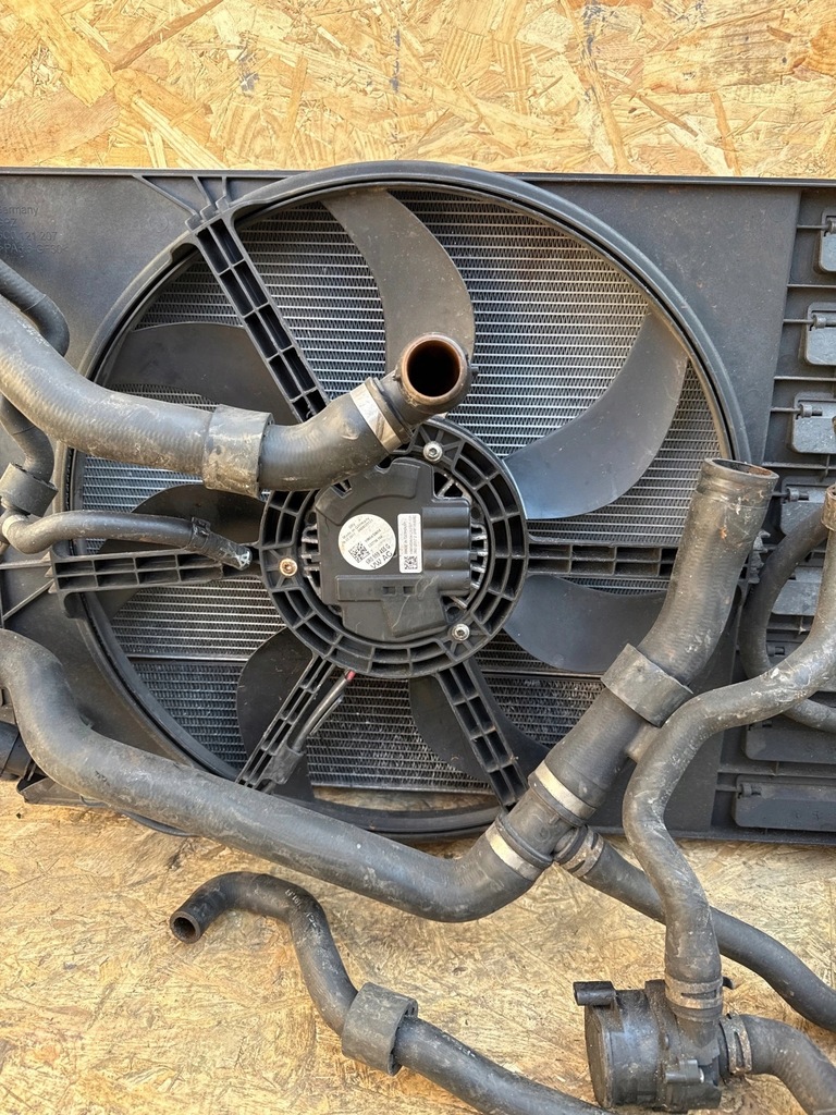 фото №8, Комплект радіатор вентилятор audi a1 8x volkswagen polo 6r toledo iv rapid 1