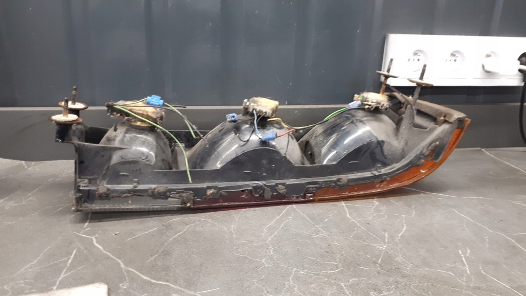 фото №10, Лампа ліва chevrolet corsica 96r