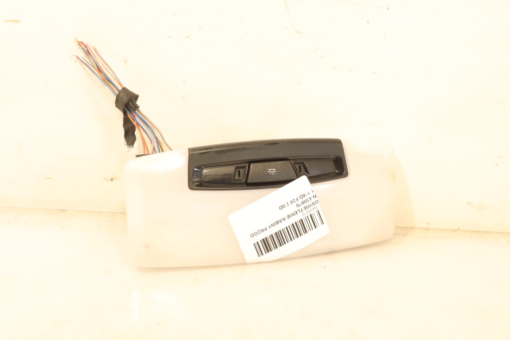 фото №1, Освещение кабины перед bmw 1 116d f20 42927792601