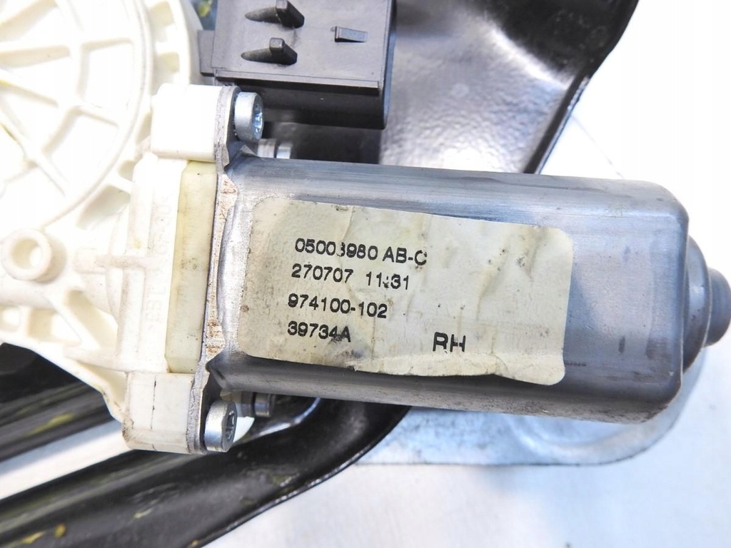 фото №7, Механизм стекло правый задняя sebring iii cabrio