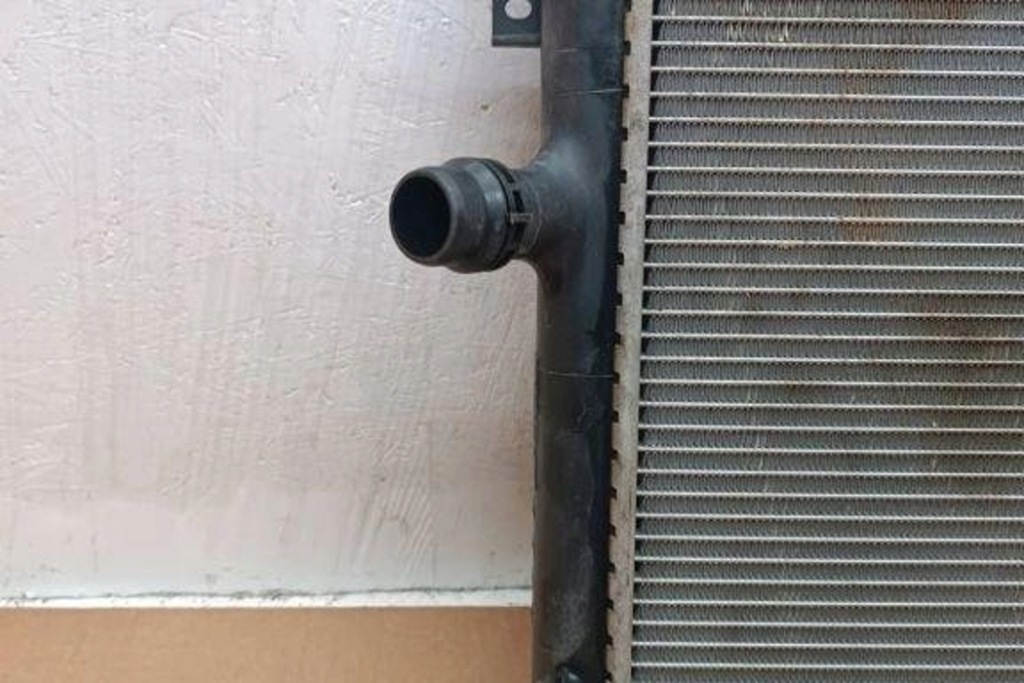 Радиатор воды audi a3 sportback 8pa pa66gf30 2.0l бензиновый 147kw 2009 в Украине