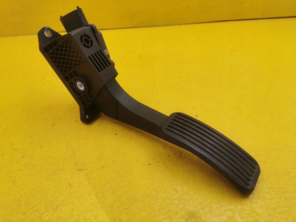 Купить Mg mg5 v ev педаль газа 22r.
