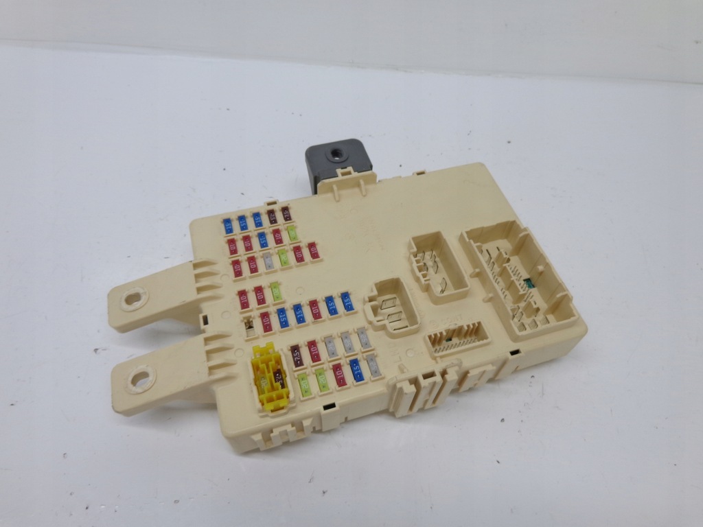 фото №1, Kia sportage iii модуль коробка предохранителей 91950-3w043