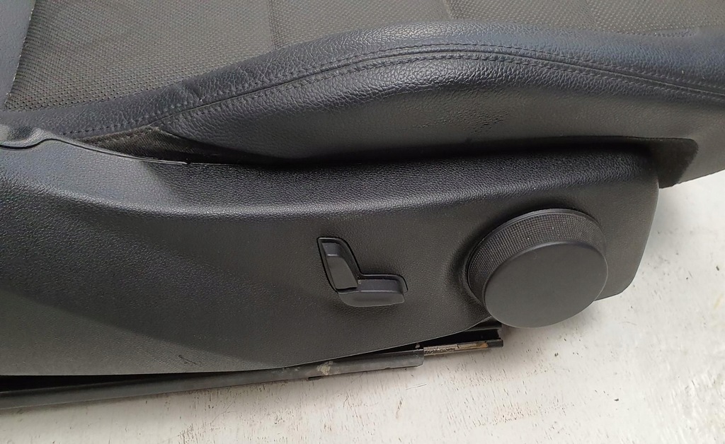 фото №6, Сидіння правий з підігрівом mercedes w204 coupe europa